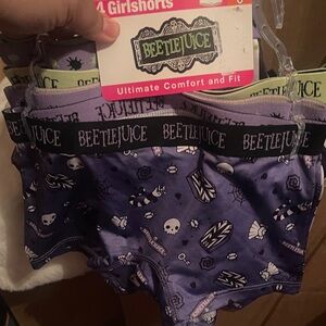Beetlejuice Girlshorts - Ultimate Comfort